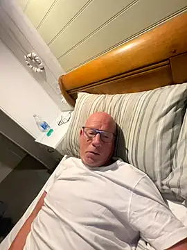 Snapshot of philefc chatting on 26, 9, 2025 philefc online show from 26, 9, 2025