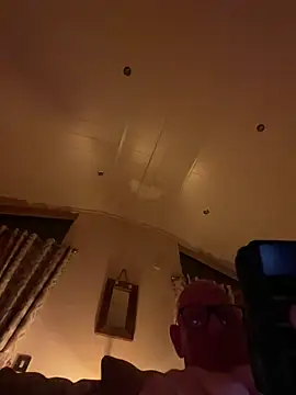 Snapshot of philefc chatting on 26, 11, 2025 philefc online show from 26, 11, 2025