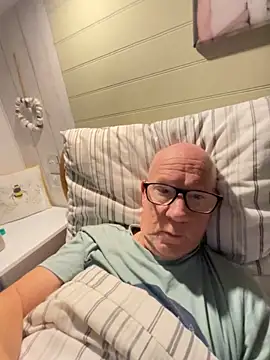 Snapshot of philefc chatting on 22, 12, 2025 philefc online show from 22, 12, 2025