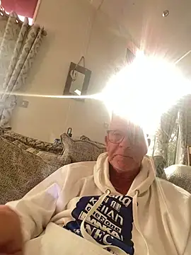 Snapshot of philefc chatting on 21, 9, 2025 philefc online show from 21, 9, 2025