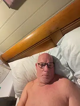 Snapshot of philefc chatting on 25, 10, 2025 philefc online show from 25, 10, 2025