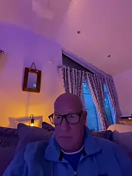 Snapshot of philefc chatting on 21, 12, 2025 philefc online show from 21, 12, 2025