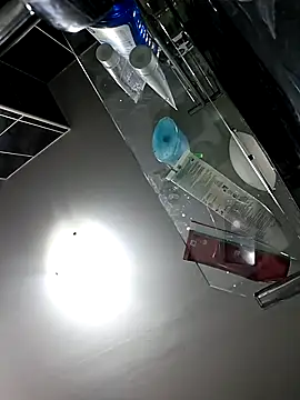 Anayssa  online show from 16, 11, 2025