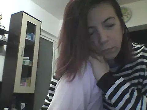 Anayssa  online show from 28, 2, 2026