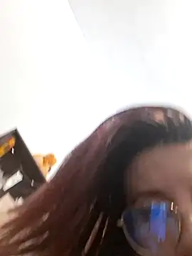 Anayssa  online show from 23, 2, 2026