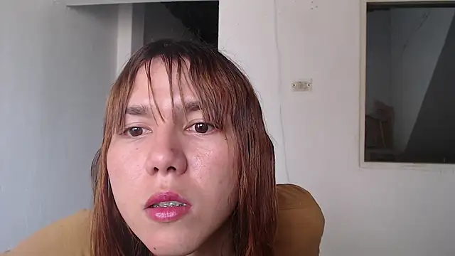 Dolly Peach  online show from 16, 9, 2025