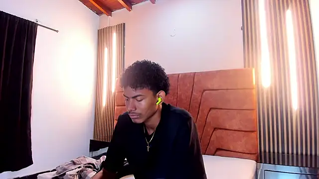 FYKMOR 1 online show from 16, 10, 2025