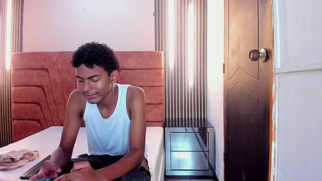 FYKMOR 1 online show from 24, 9, 2025