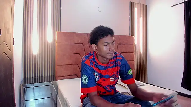 FYKMOR 1 online show from 15, 9, 2025