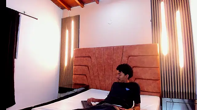 FYKMOR 1 online show from 10, 11, 2025