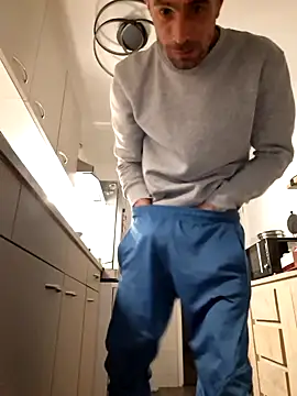 kompiee online show from 28, 9, 2025