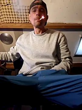 kompiee online show from 15, 11, 2025