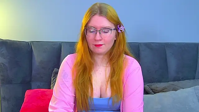 Snapshot of AliceAllisons chatting on 6, 2, 2026 AliceAllisons online show from 6, 2, 2026