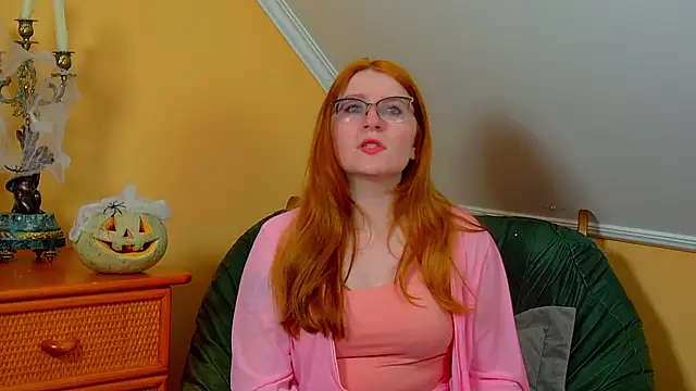 Snapshot of AliceAllisons chatting on 31, 10, 2025 AliceAllisons online show from 31, 10, 2025