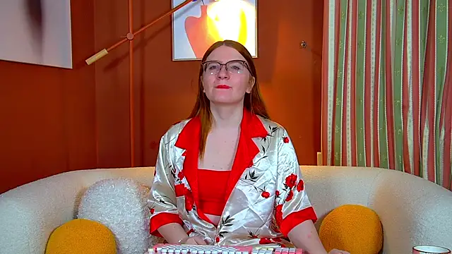 Snapshot of AliceAllisons chatting on 15, 9, 2025 AliceAllisons online show from 15, 9, 2025