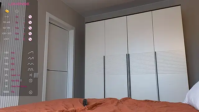 brightrays    online show from 8, 3, 2026