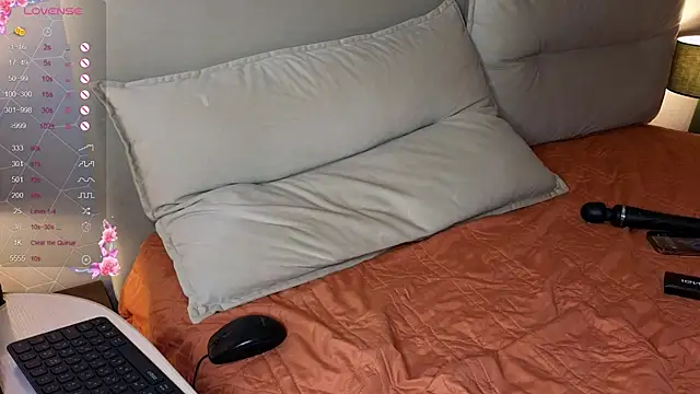 brightrays    online show from 20, 10, 2025