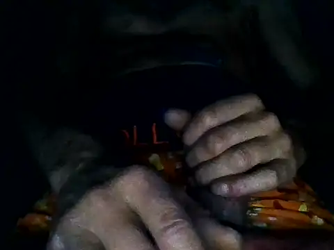 Snapshot of handsome8inchh chatting on 8, 5, 2026 handsome8inchh online show from 8, 5, 2026