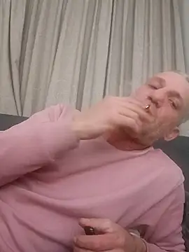 handsome8inchh online show from 5, 4, 2026