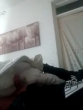 handsome8inchh online show from 18, 3, 2026