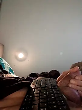 handsome8inchh online show from 8, 11, 2025