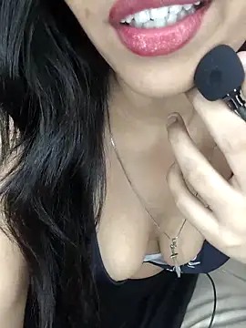 KARISHMA-STRIP online show from 1, 11, 2025