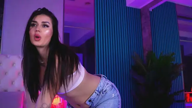 KendraMoon online show from 3, 10, 2025