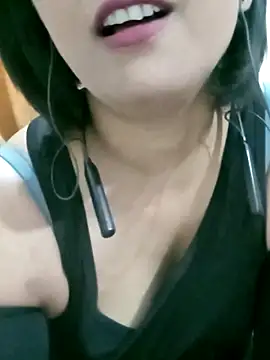 Queen Kushi4 online show from 17, 6, 2026