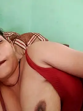 Snapshot of Chandrakanta-Devi chatting on 24, 6, 2026 Chandrakanta-Devi online show from 24, 6, 2026