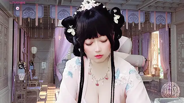 LuckyCute-Tutu online show from 15, 4, 2026