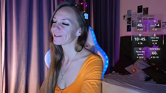 Jesica mooon online show from 8, 11, 2025