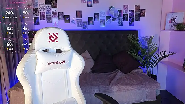 Jesica mooon online show from 27, 2, 2026