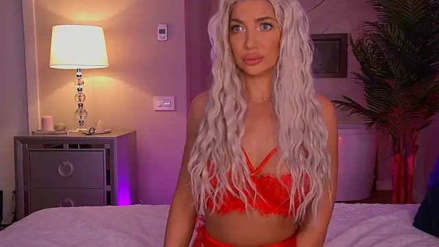 ElsaSinn online show from 21, 9, 2025