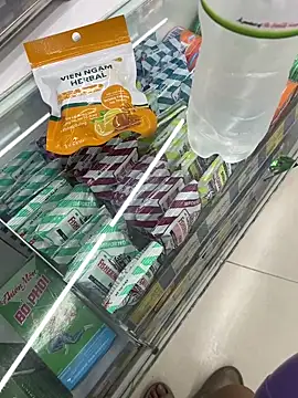   BabyShowPublic   online show from 17, 4, 2026