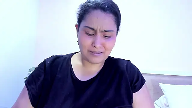 BellaNixs online show from 29, 9, 2025