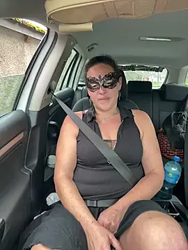 Nadja Noir online show from 16, 11, 2025