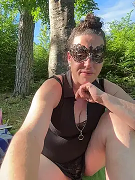 Nadja Noir online show from 22, 5, 2026