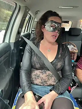 Nadja Noir online show from 24, 11, 2025