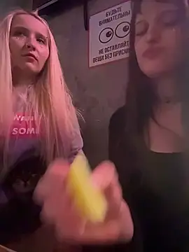 Snapshot of kamila_blush chatting on 13, 2, 2026 kamila blush online show from 13, 2, 2026