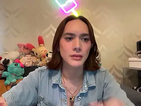 Snapshot of Yhanbeaufort18 chatting on 21, 7, 2026 Yhanbeaufort18 online show from 21, 7, 2026