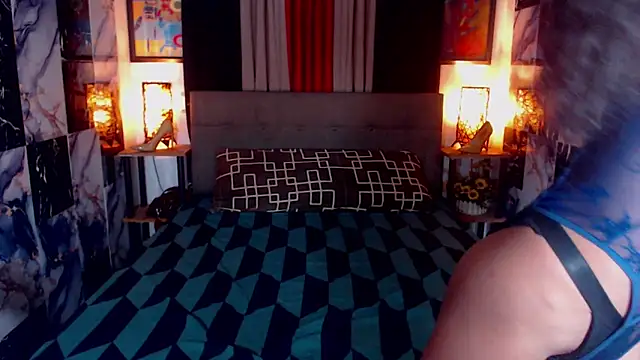 IndestructibleLily online show from 3, 10, 2025