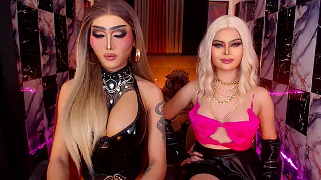 IndestructibleLily online show from 19, 12, 2025