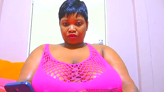 Snapshot of Tastyboobies chatting on 10, 10, 2025 Tastyboobies online show from 10, 10, 2025