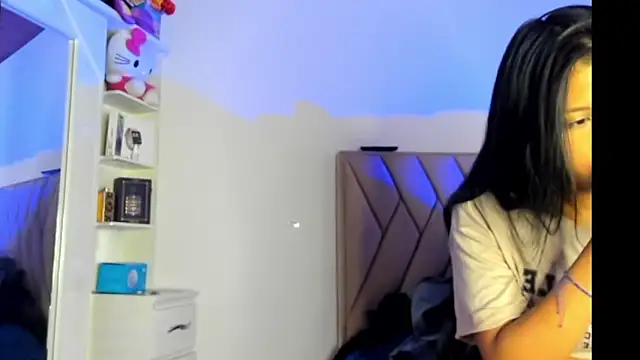 Snapshot of Candy_violetta_ chatting on 19, 9, 2025 Candy violetta online show from 19, 9, 2025