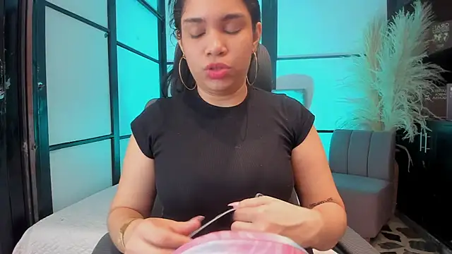 SamaraAnders  online show from 19, 3, 2026