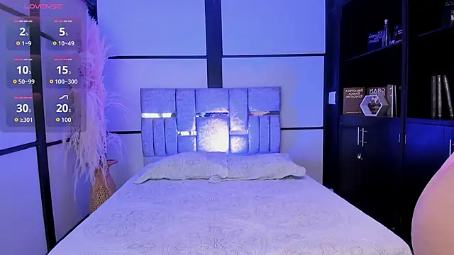 SamaraAnders  online show from 19, 12, 2025