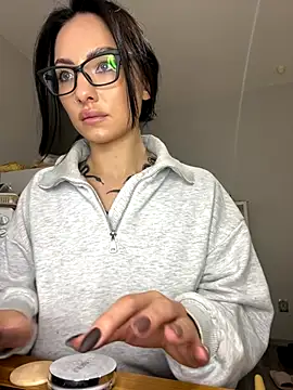 kaonasssiii online show from 3, 10, 2025