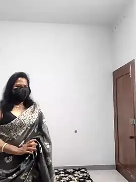 mallu-lover online show from 30, 4, 2026
