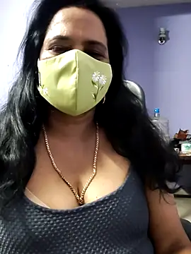 mallu-lover online show from 26, 11, 2025