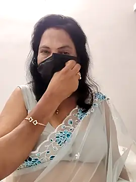 mallu-lover online show from 22, 4, 2026